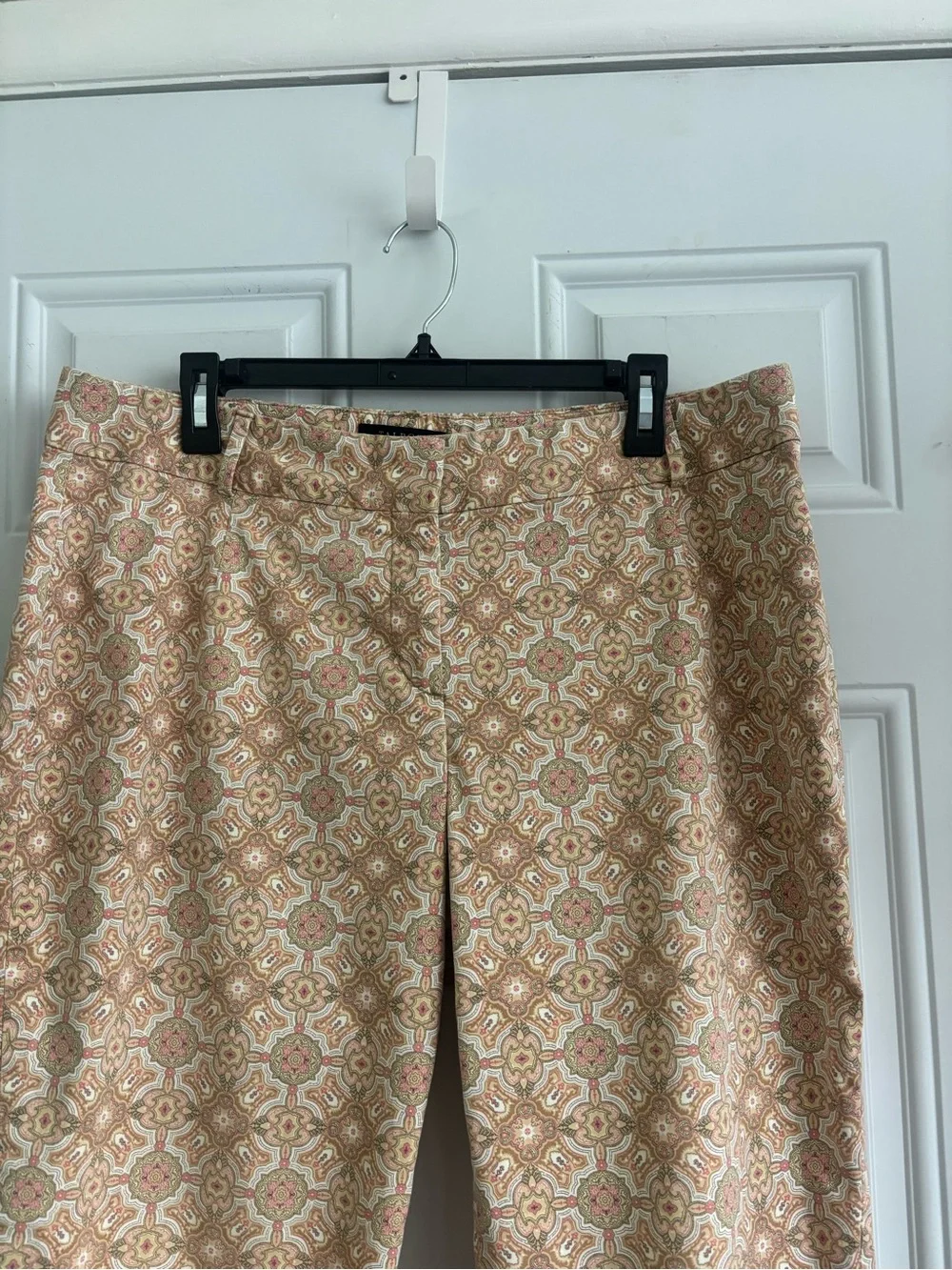Talbots Beige and Pink Geometric Patterned Capris, Size 14W
